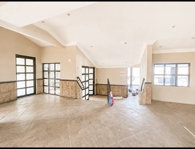 516M² CO-WORKING SPACE TO LET IN BEREA WEST